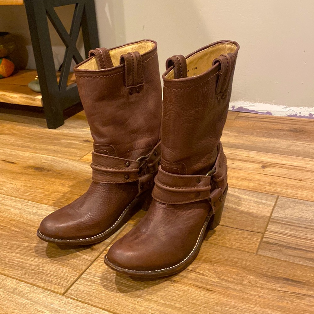 Frye Women’s Boots Size 7 1/2